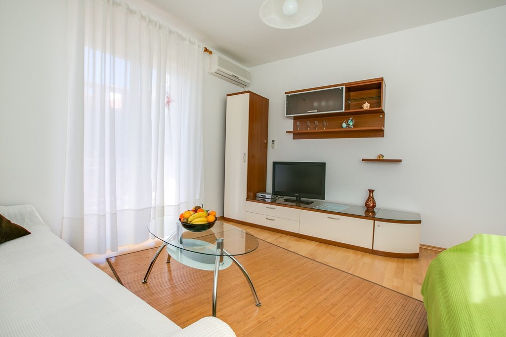 Apartments Petar: Room APARTMENT CAPACITY 4