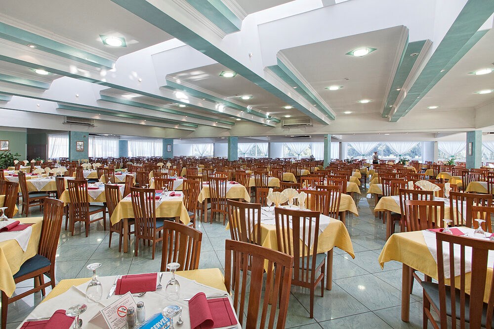 Hotel Narcis: Restaurant