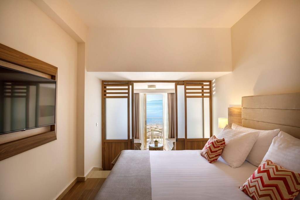 Valamar Collection Girandella  Resort Family: Room FAMILY ROOM SEA VIEW WITH BALCONY