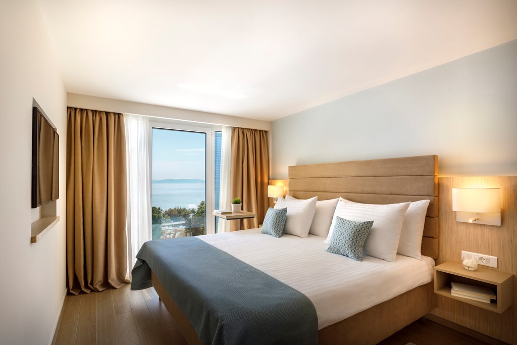 Valamar Collection Girandella Resort Adults only: Room JUNIOR SUITE SEA VIEW WITH BALCONY