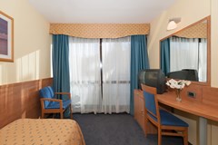 Grand Hotel Park Rovinj: Room - photo 42