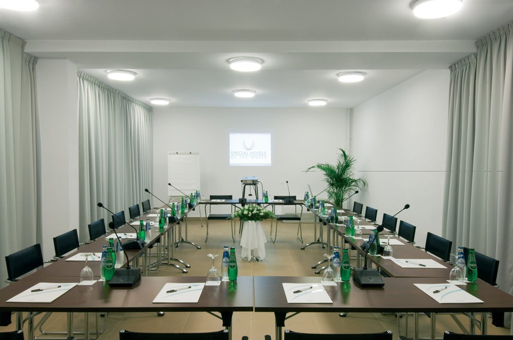 Island Hotel Istra: Conferences