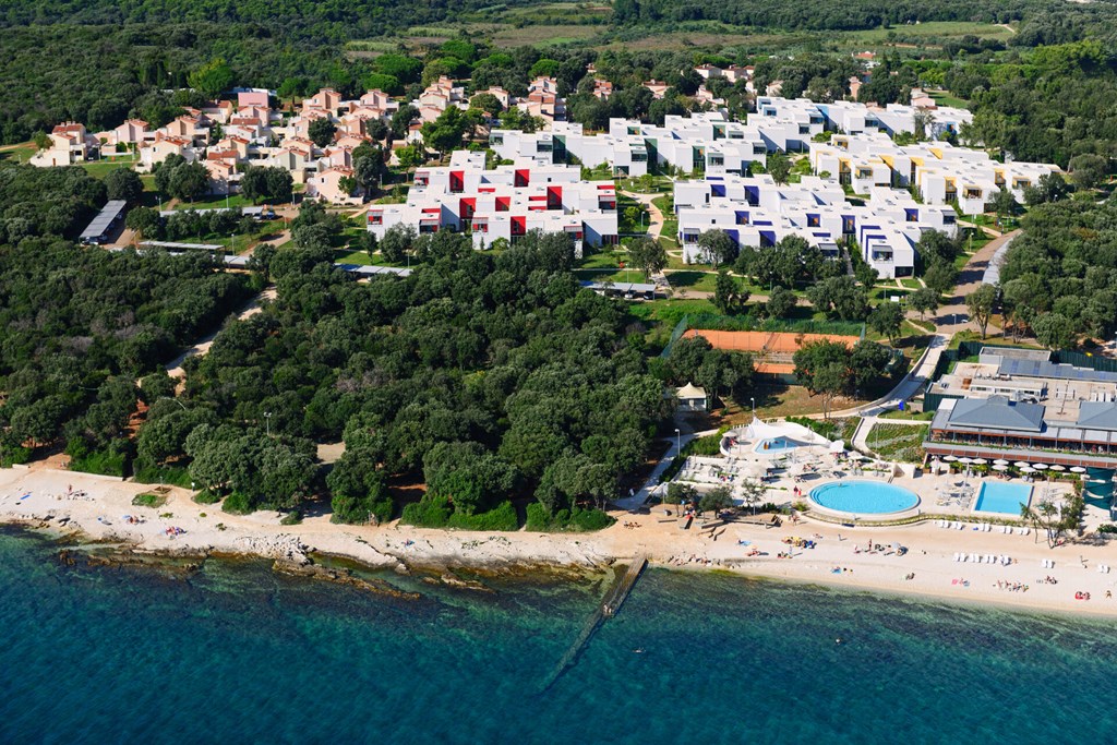 Amarin Resort Apartments: General view