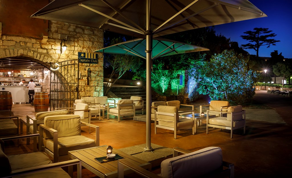 All Suite Island Hotel Istra: Bar