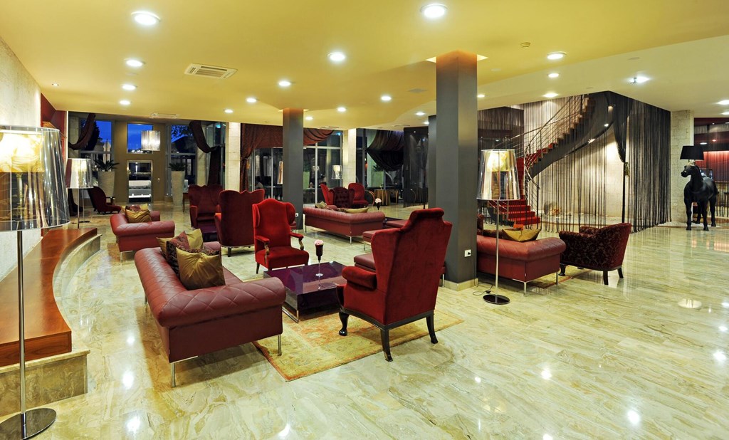 Hotel Melia Coral for Plava Laguna: Lobby