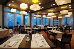 Apartments Sol Stella for Plava Laguna: Restaurant - photo 41