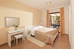 Apartments Sol Amfora for Plava Laguna: Room - photo 4