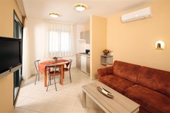 Apartments Sol Amfora for Plava Laguna: Room APARTMENT CLASSIC - photo 8