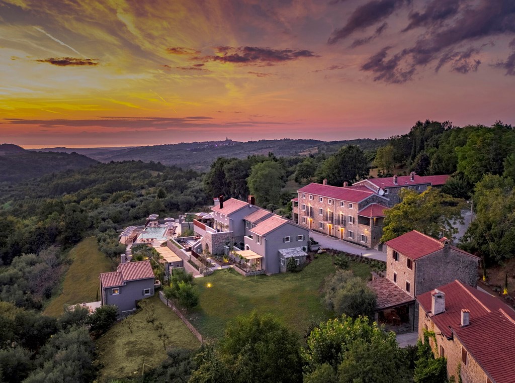 SAN CANZIAN VILLAGE & HOTEL: General view