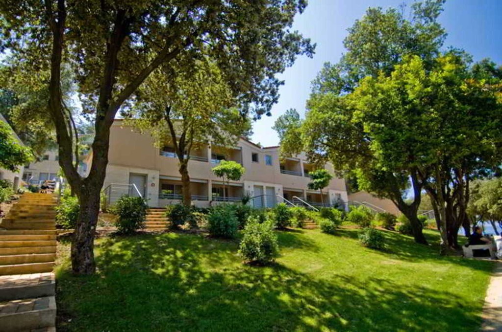 Belvedere Resort Apartments: Lobby