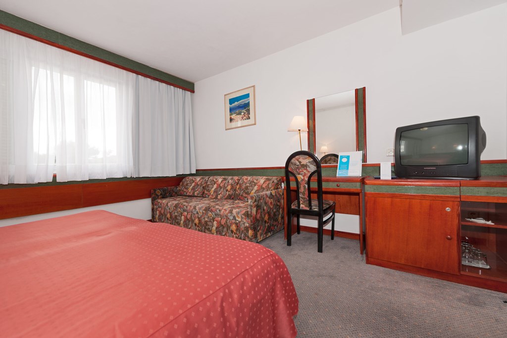 Hotel Pineta: Room TRIPLE PREMIUM