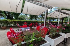 hotel Zagreb: Terrace - photo 7