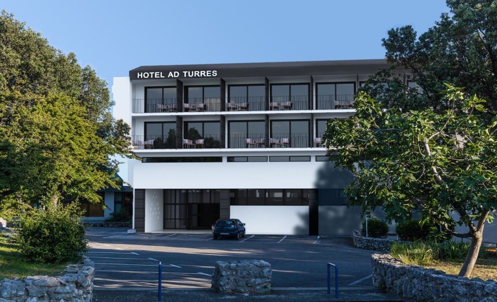 hotel Ad Turres: General view