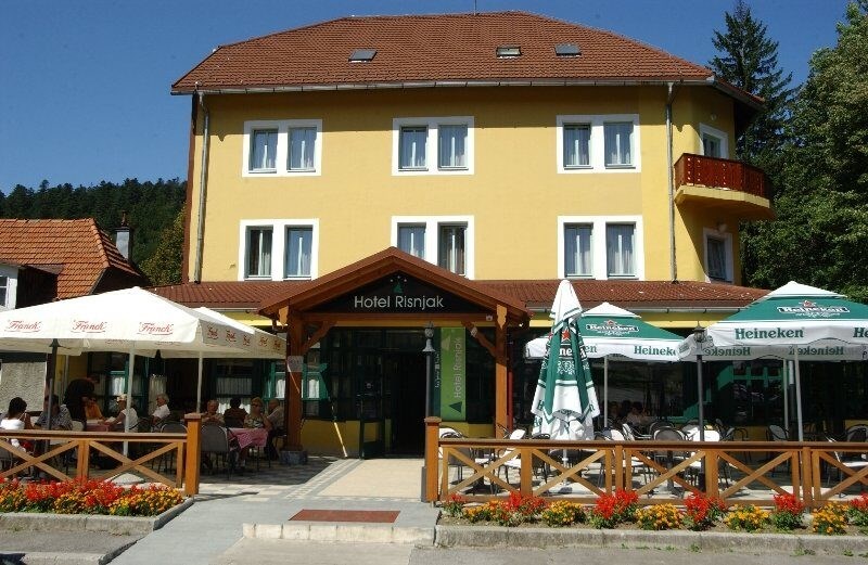 Hotel Risnjak: General view