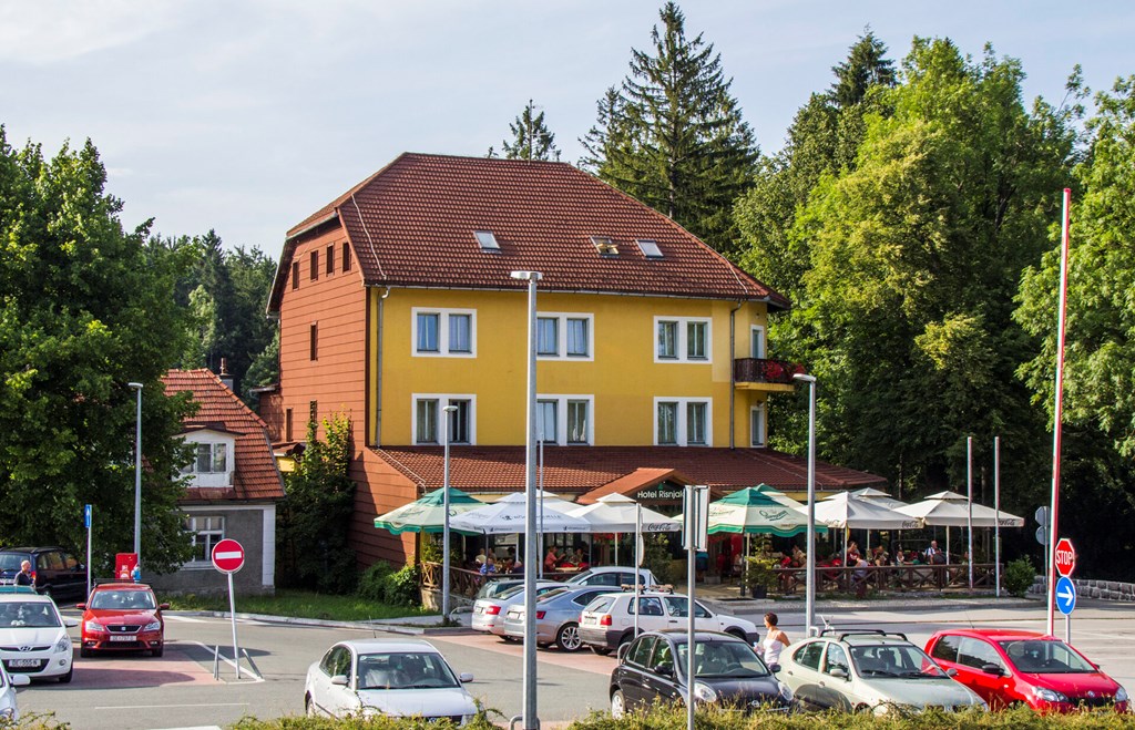 Hotel Risnjak: General view