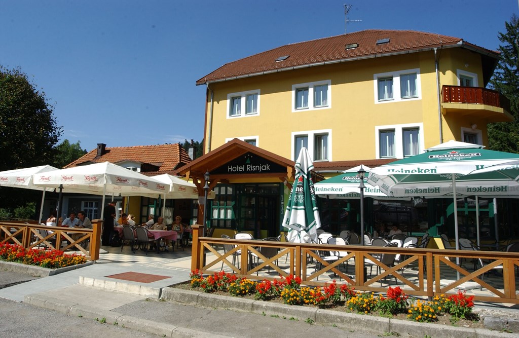 Hotel Risnjak: General view