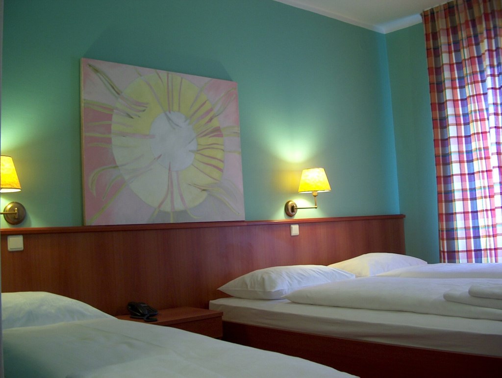 Hotel Risnjak: Room TRIPLE STANDARD