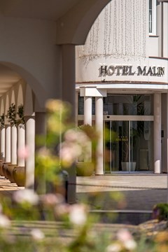 Hotel Malin: General view - photo 65