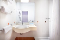 Valamar Koralj Hotel: Room Double or Twin CLASSIC - photo 20