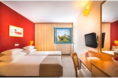 Valamar Koralj Hotel: Room Double or Twin CLASSIC - photo 25