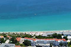 Valamar Zvonimir Hotel: Beach - photo 4