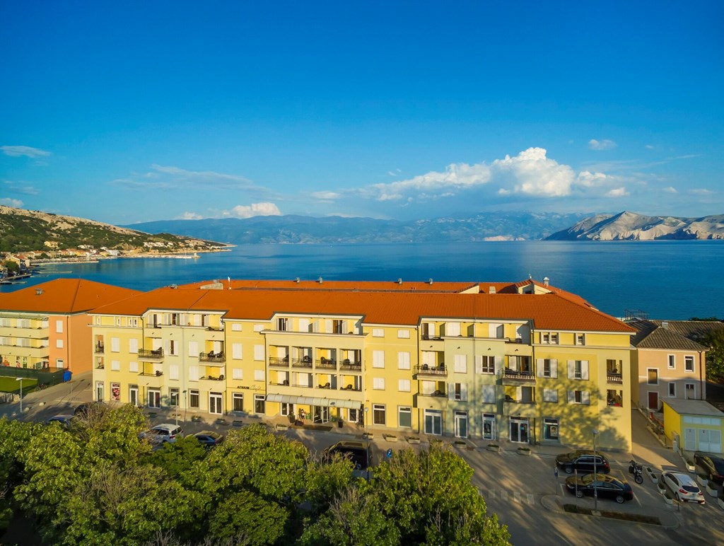 Valamar Atrium Baska Residence: General view