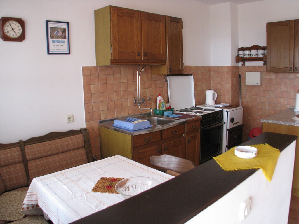 Apartments Pinija: Room APARTMENT CAPACITY 5