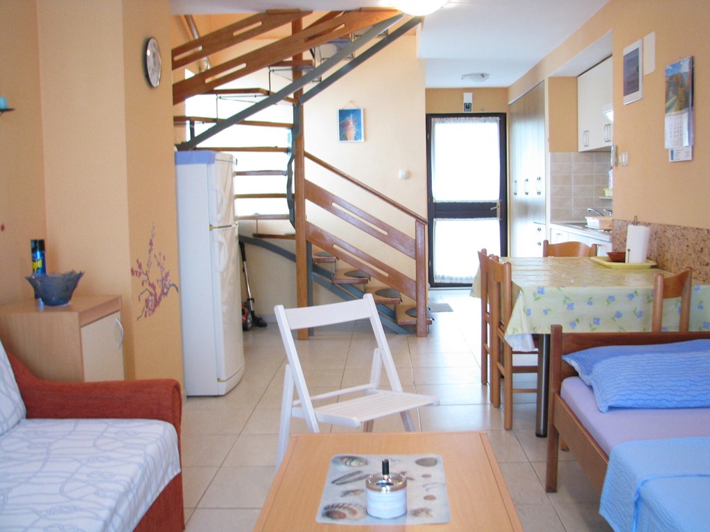 Apartments Pinija: Room APARTMENT CAPACITY 6