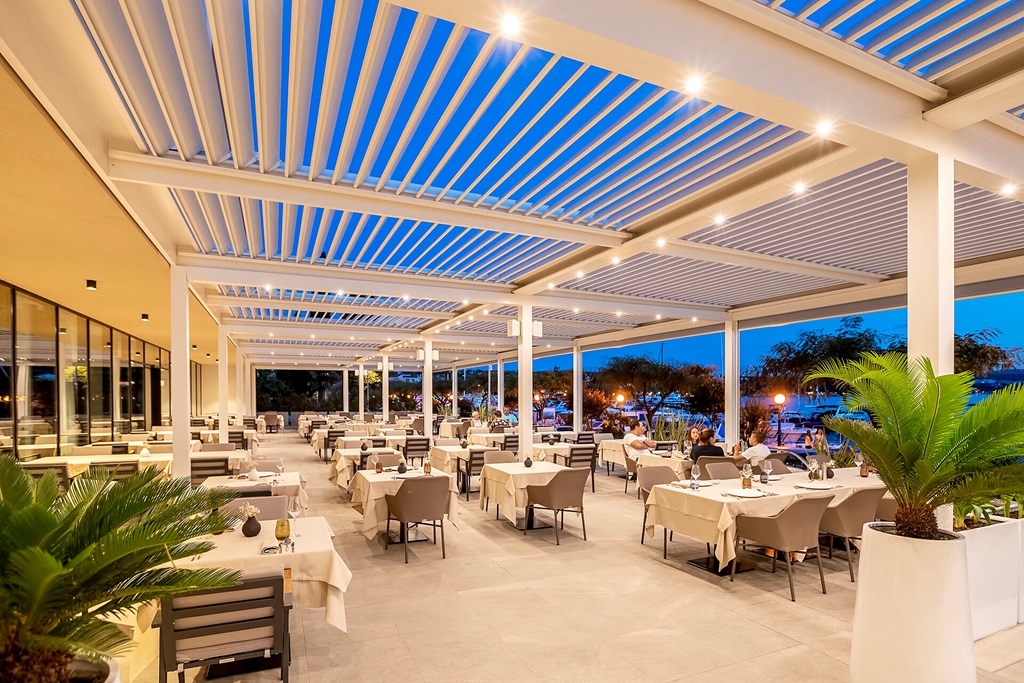 Luxury Hotel Riva: Restaurant