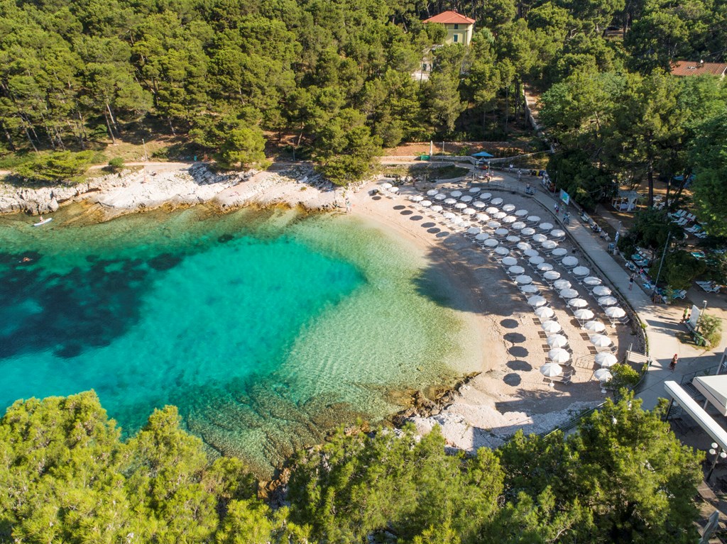 Hotel Aurora: Beach