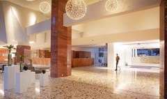 Hotel Bellevue: Lobby - photo 11