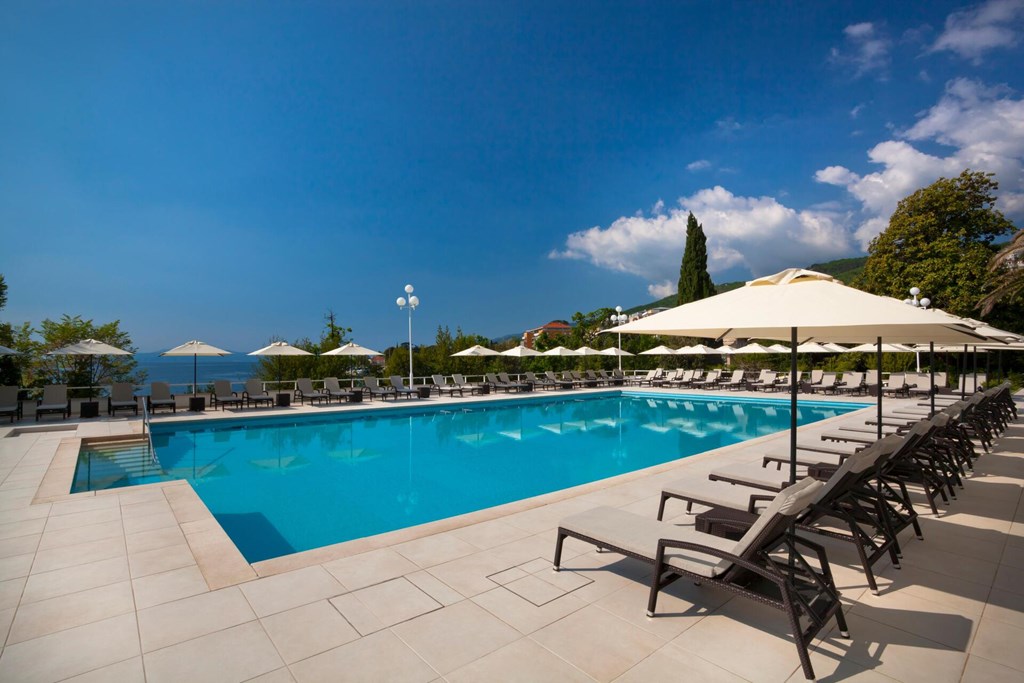 Remisens Premium Hotel Ambasador: Pool