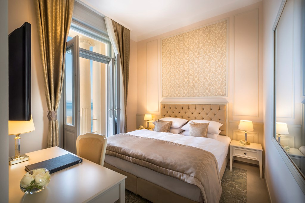 Remisens Premium Grand Hotel Palace: Room JUNIOR SUITE STANDARD