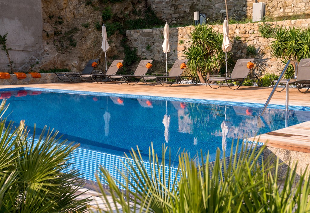 Arbiana Heritage Hotel: Pool