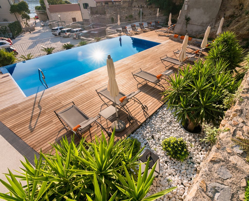 Arbiana Heritage Hotel: Pool