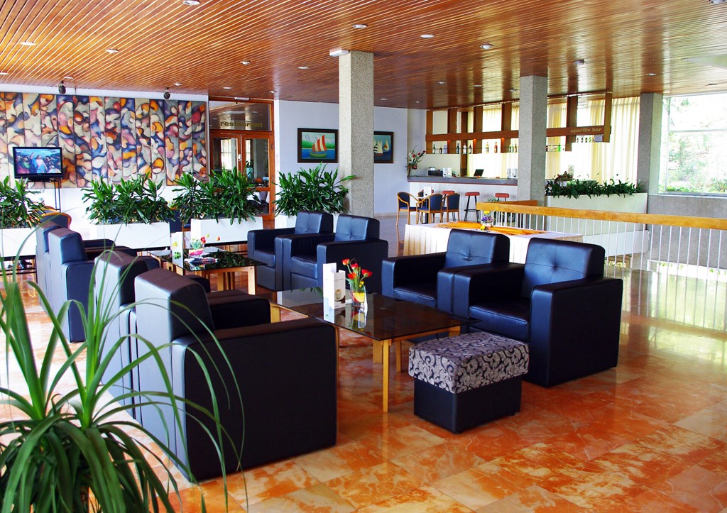 Bluesun Hotel Maestral: Lobby