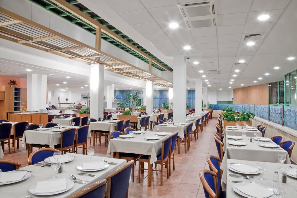 Bluesun Hotel Marina: Restaurant