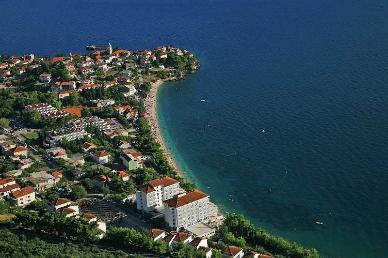 Labineca: General view