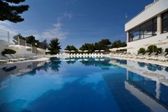 Labineca: Pool - photo 93