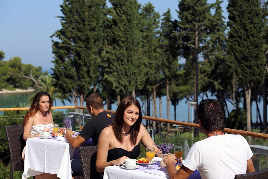 ​Bluesun tourist resort Velaris: Restaurant