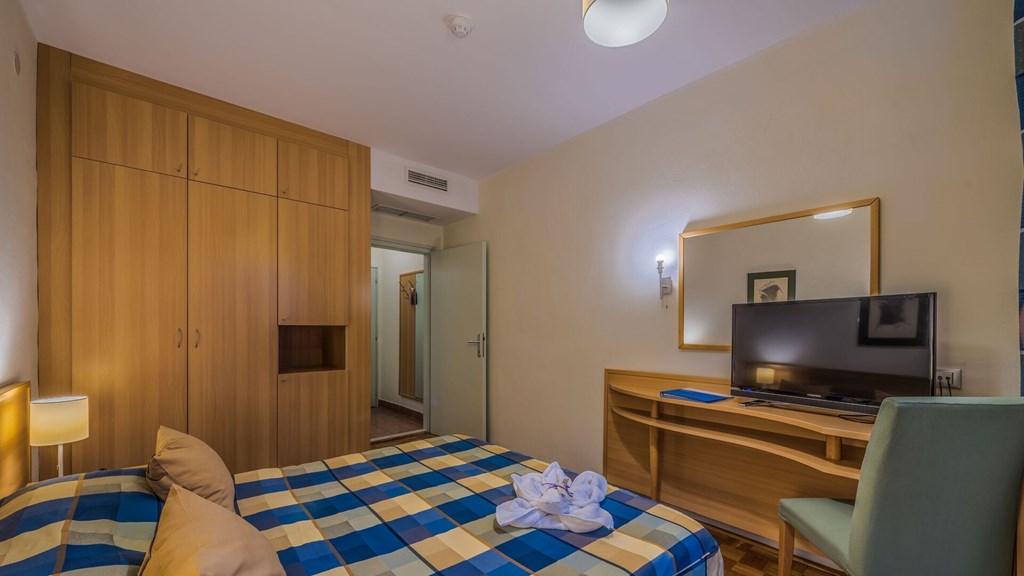 ​Bluesun tourist resort Velaris: Room DOUBLE SINGLE USE PARK VIEW