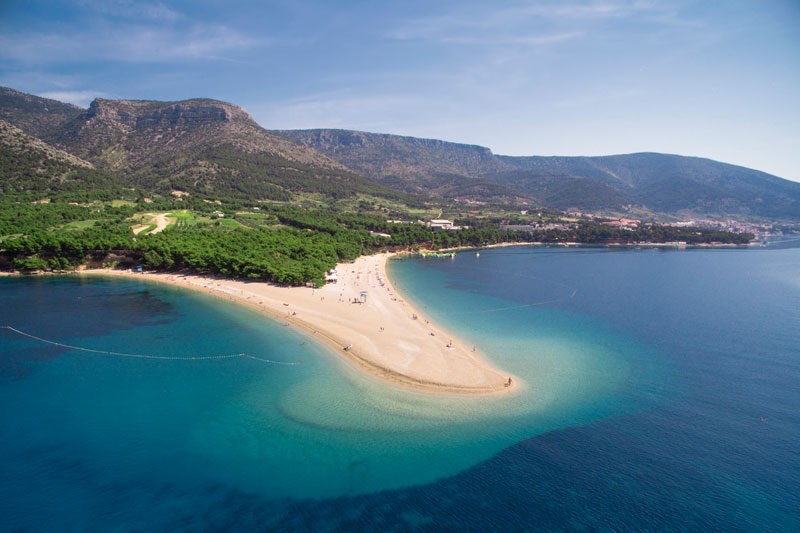 Zlatni Rat Beach Hotel: General view