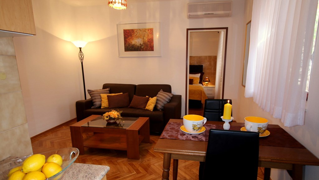 Villa Renipol - Adults Only: Room APARTMENT WITH TERRACE