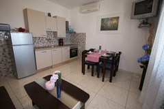 Villa Renipol - Adults Only: Room - photo 21