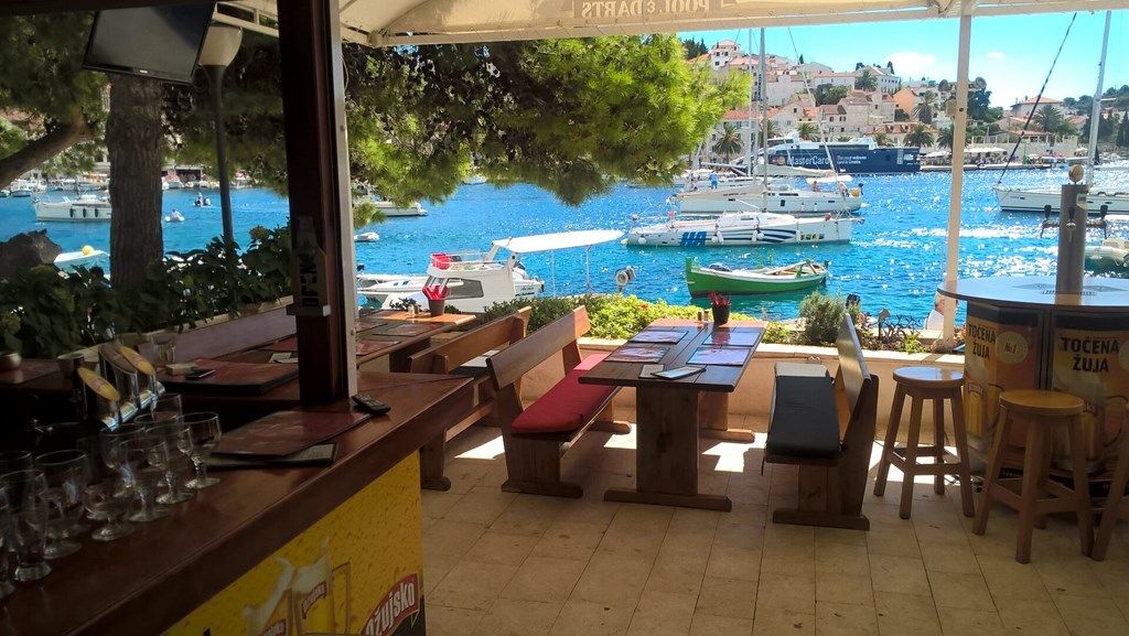 Delfin Hvar: Restaurant