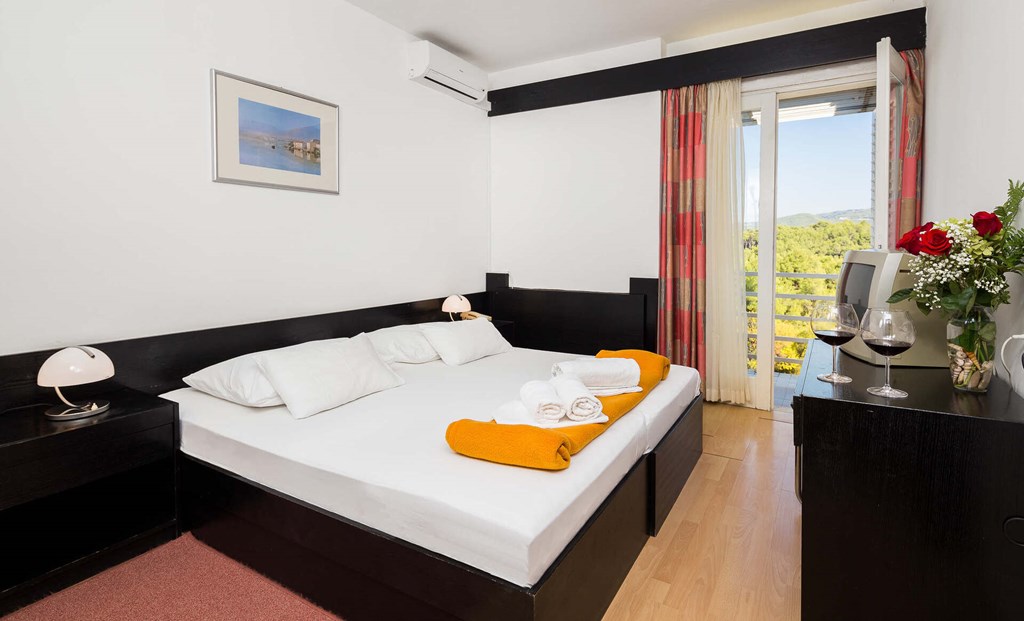 Hvar: Room DOUBLE ECONOMY