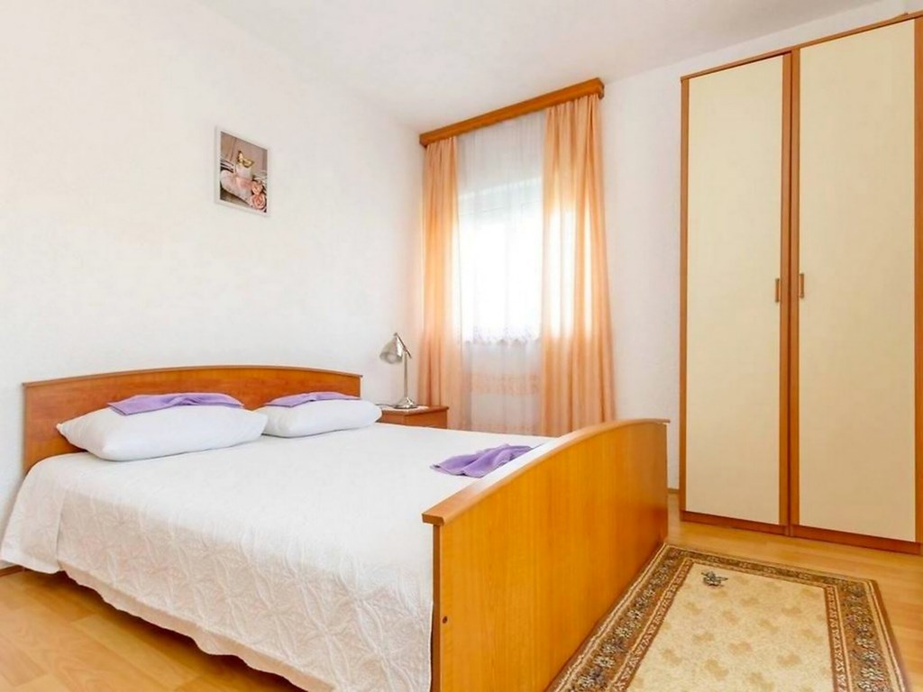 Apartments Jelena: Room APARTMENT CAPACITY 5