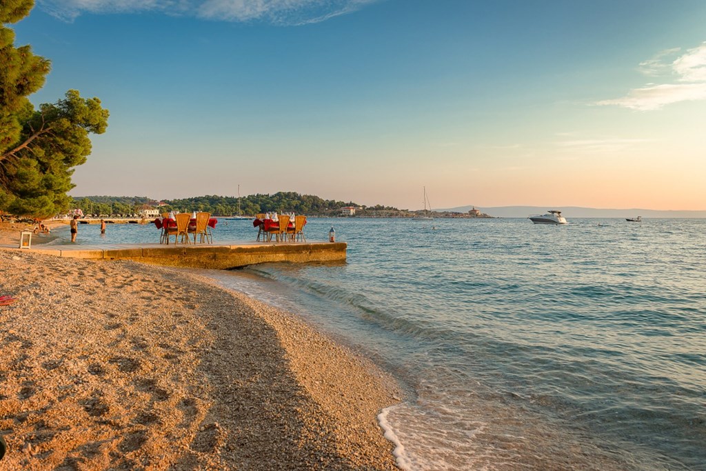 Dalmacija Sunny Hotel by Valamar: Beach