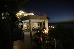 Beach Hotel: Restaurant - photo 26