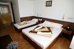 Beach Hotel: Room - photo 12